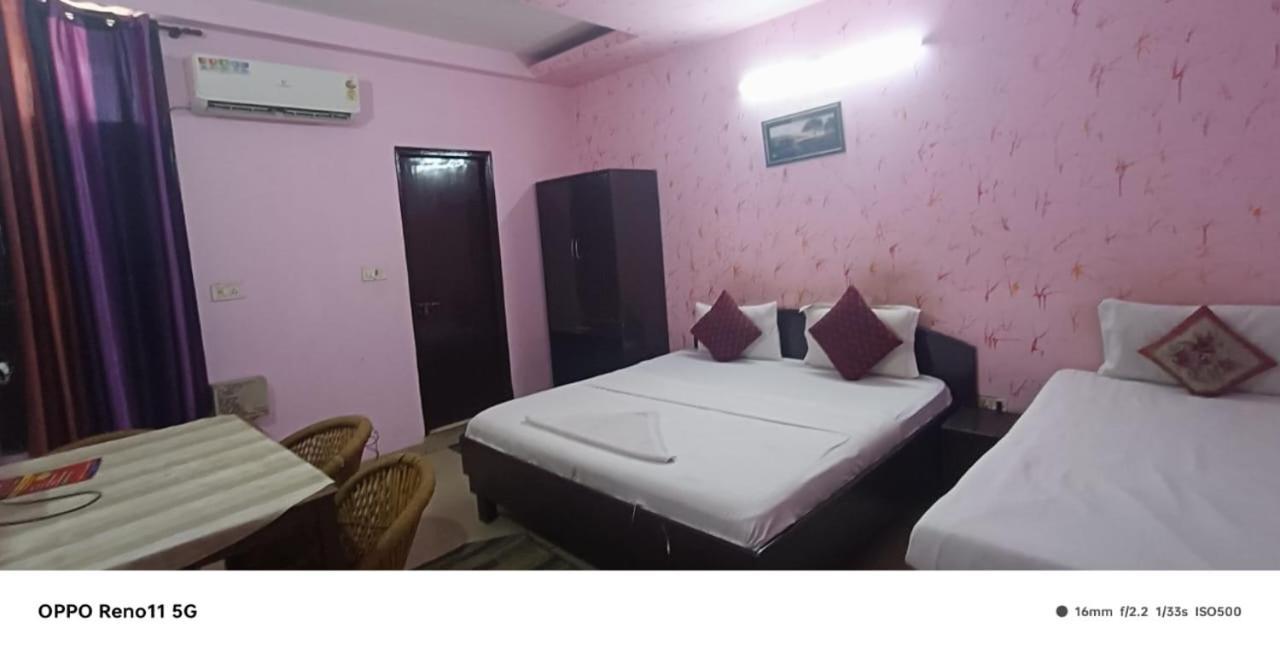 Airport Hotel Pariksheet Inn New Delhi Eksteriør billede